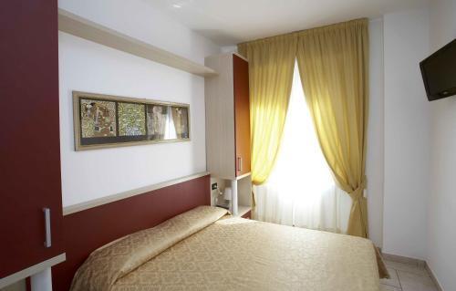 Hotel Nuovo Metro Milan Luaran gambar