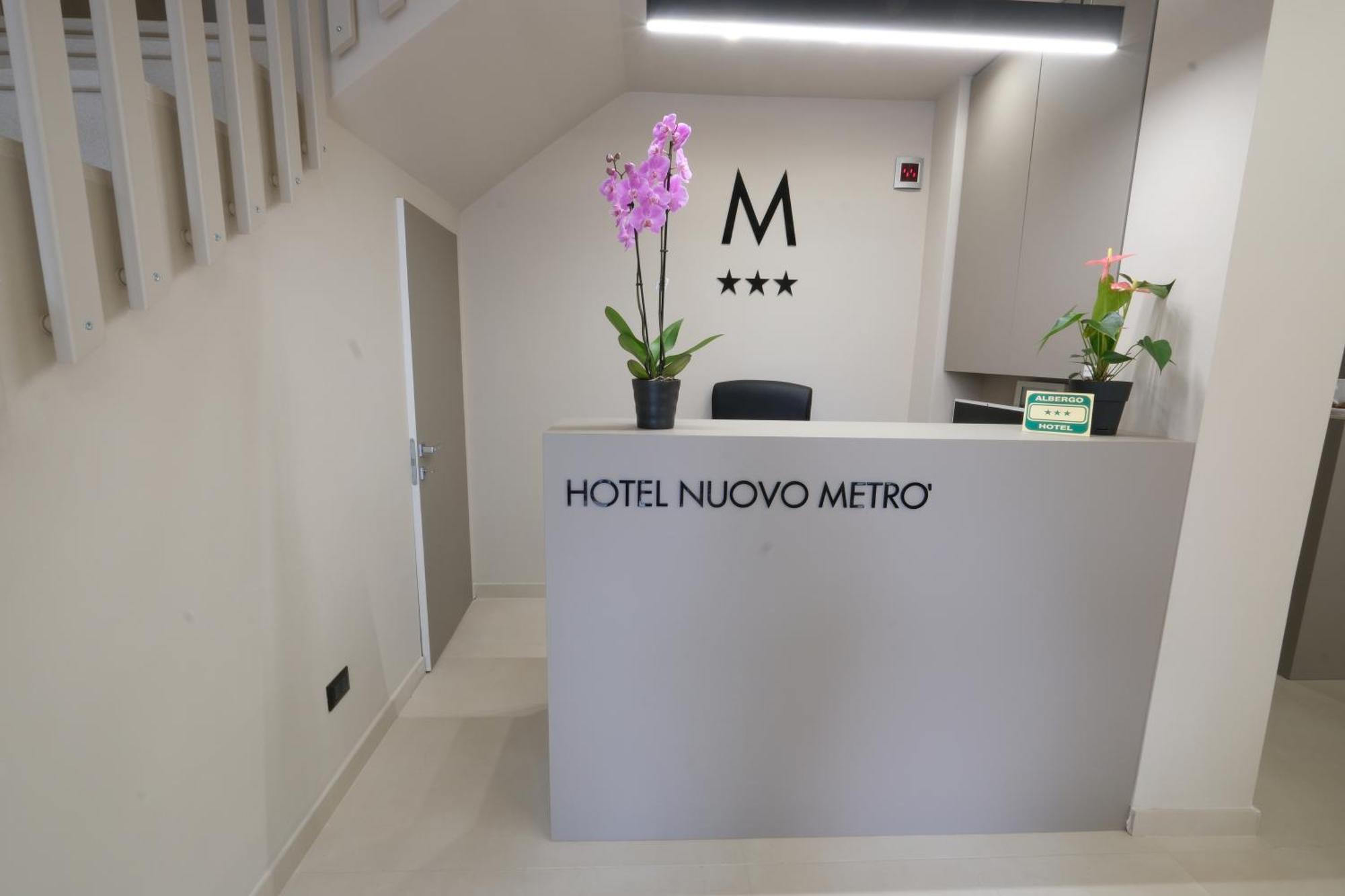 Hotel Nuovo Metro Milan Luaran gambar